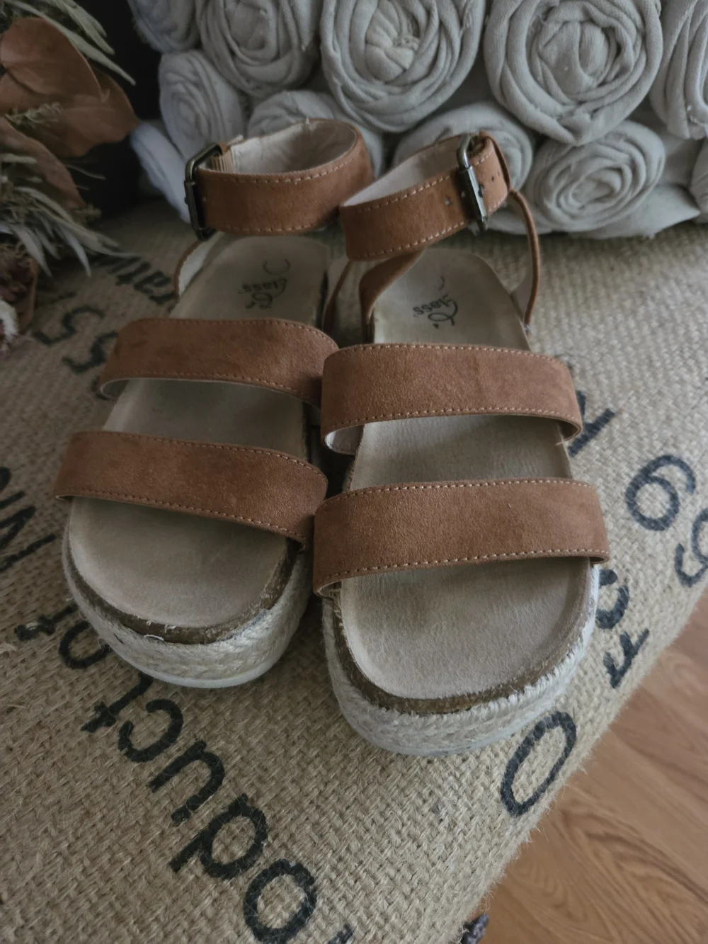 art class suede ankle